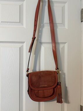 MICHAEL Michael Kors Dunn Medium Suede Crossbody Saddle Bag